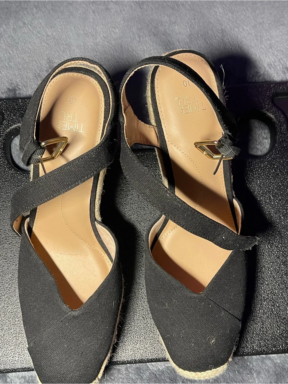 Time and Tru classic espadrille